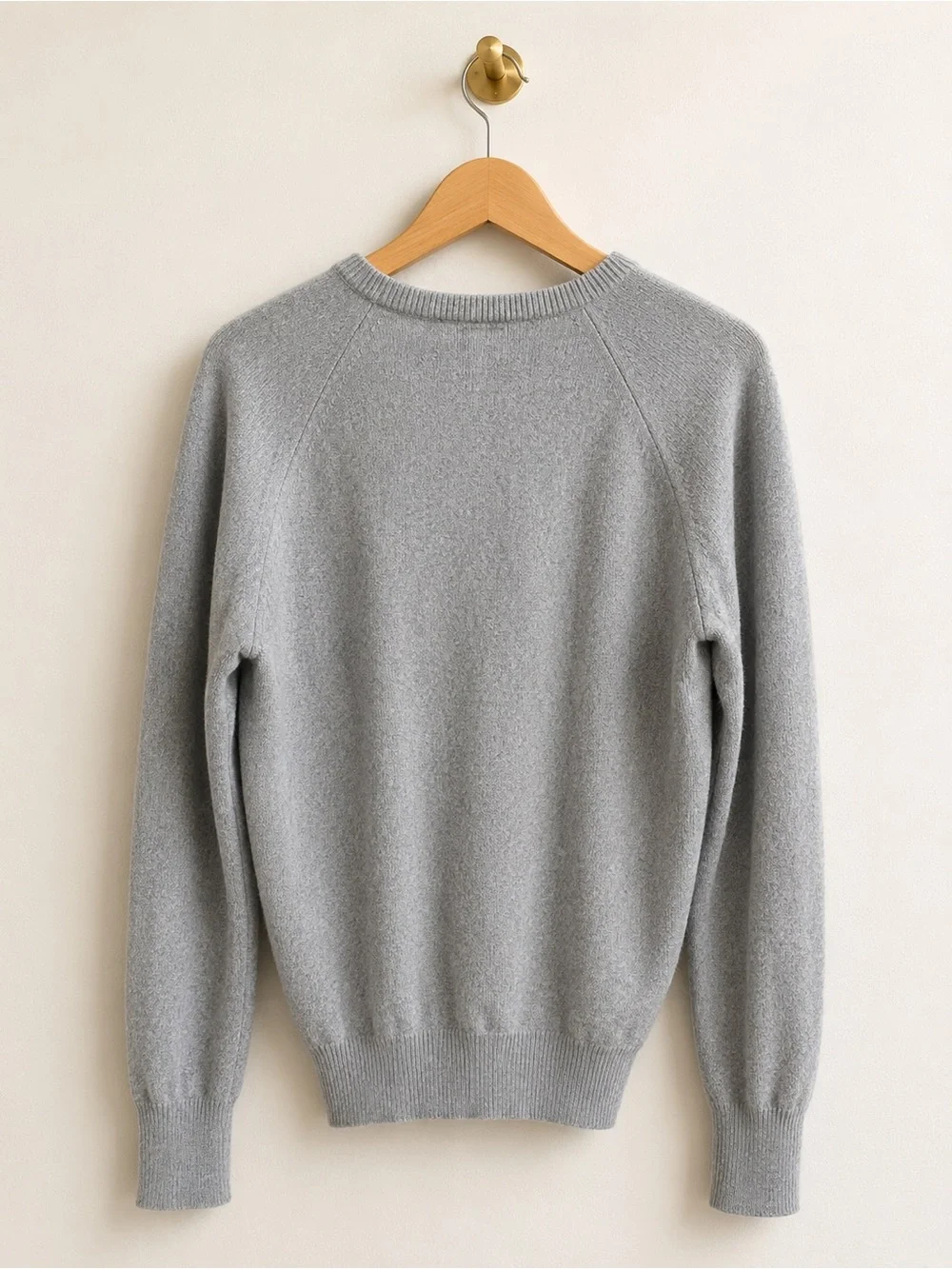 Puritan Aquaknit 100% Lambswool Gray V-Neck Sweater Men’s Large